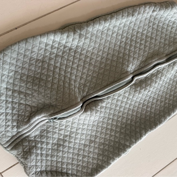 Hanna Andersson Quilted Kids Sleep Sack in Light Gray Blue - Picture 2 of 5